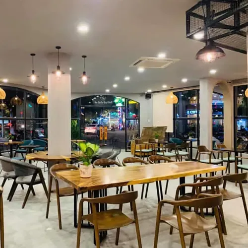 Giao Bàn Me Tây Cho Dự Án Quán Cafe Quận 3