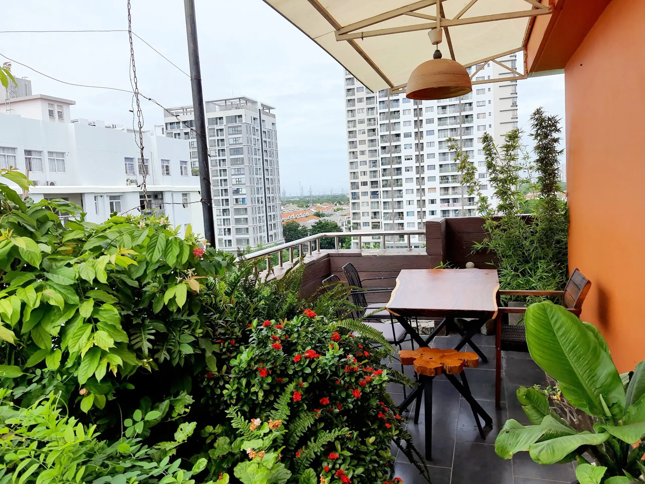 Giao bàn me tây nguyên tấm cho khách hàng Quận 7