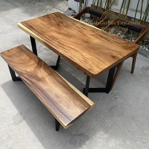 Mẫu bàn ghế gỗ hiện đại 2022