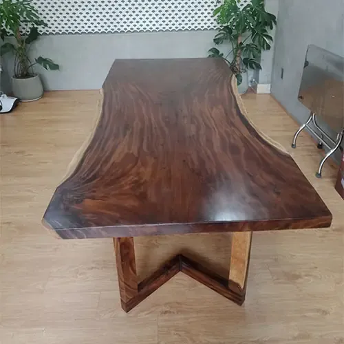 Bàn Gỗ Nguyên Tấm Dài 2m4 Giao Tại Quận 2 Cho Khách