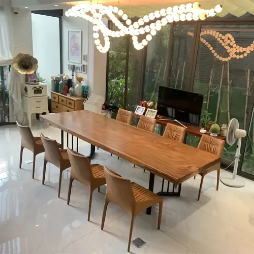 Bộ Bàn Ăn Gỗ Me Tây Kèm 8 Ghế Sang Trọng