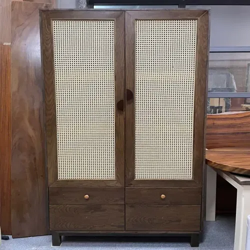 Tủ Quần Áo Gỗ  Kết Hợp Mây Mắt Cáo 2 Cánh